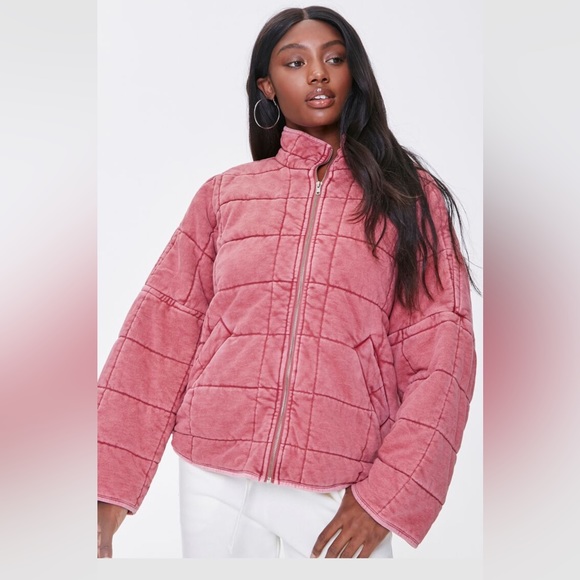 Forever 21 Jackets & Blazers - NWT 💗 Mauve Quilted zip up Jacket